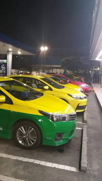 Taxi Sriracha แท็กซี่ศรีราชา แท็กซี่ชลบุรี บริการแท็กซี่ เบอร์โทรแท็กซี่ศรีราชา เบอร์โทรแท็กซี่ชลบุรี